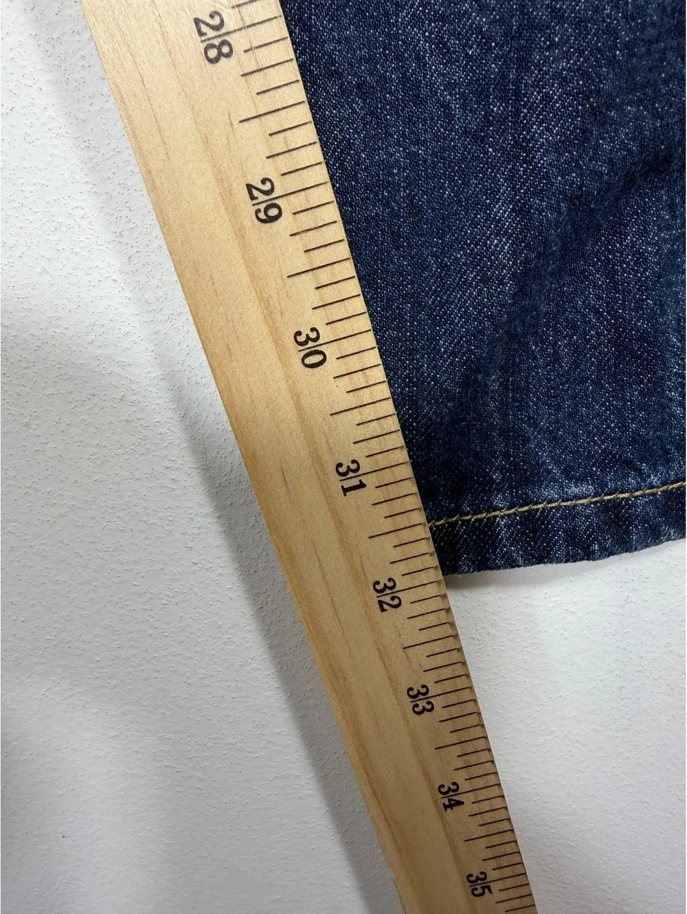 Hugo Boss Alabama Jeans Men’s 38x32 Dark Wash Straight Leg Denim Pants